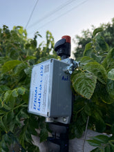 Carica l'immagine nel visualizzatore di Gallery, END FED (49:1) Antenna Box per Power Pole  1kW